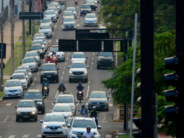 Mato Grosso do Sul tem mais veculos do que condutores e maioria so homens