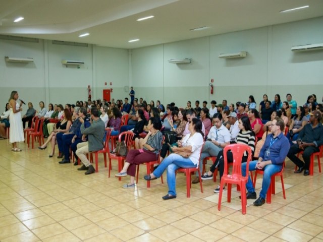 'Cidade Empreendedora' teve palestra para pequenos produtores,Quilombo e universitrios