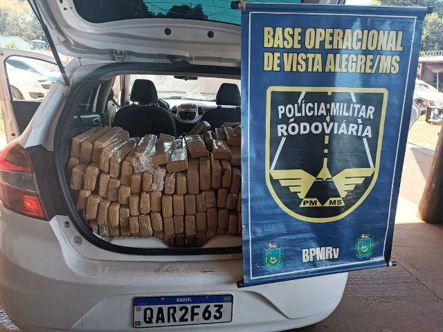 Maracaju: Motorista  preso com carro roubado e mais de meia tonelada de maconha