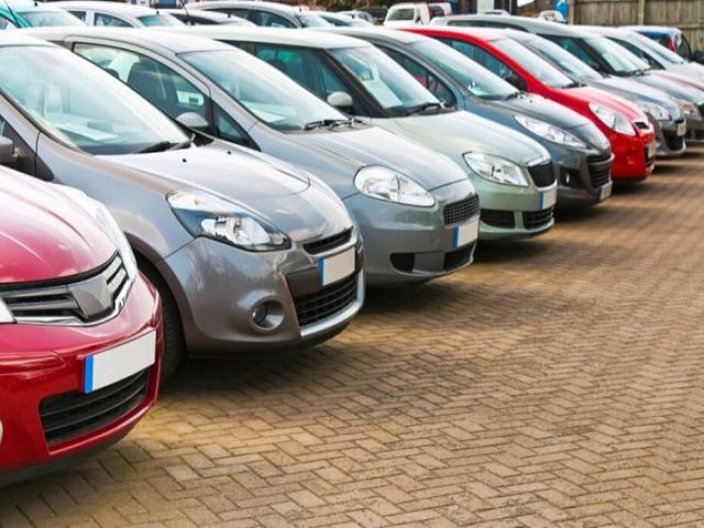 Preo de carros usados e seminovos deve cair com pacote do governo