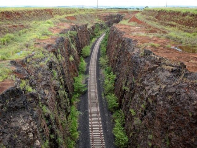 Concludo: Governo inaugura terminal da ferrovia Norte-Sul em Gois