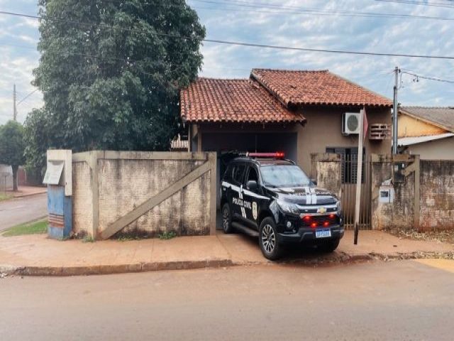 Maracaju: Polcia Civil cumpre mandados e prende traficante de drogas e de armas