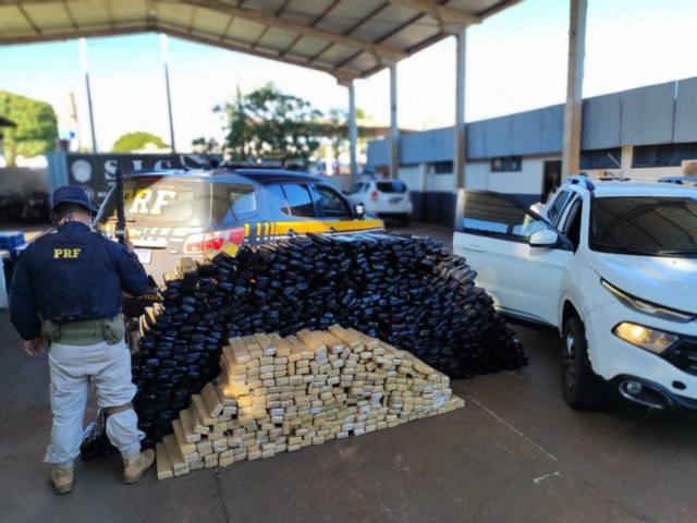 Maracaju: Polcia Rodoviria Federal recupera carro roubado e apreende 1.200 Kg de maconha