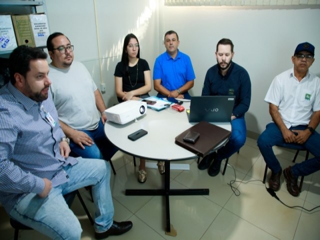 Vigilncia Sanitria Estadual e Fiscais da Vigilncia Sanitria de Maracaju estiveram em reunio tcnica