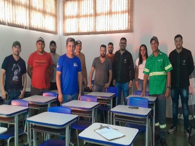 Gemutran fortalece Educao no Trnsito em palestras orientativas com motoristas de aplicativo