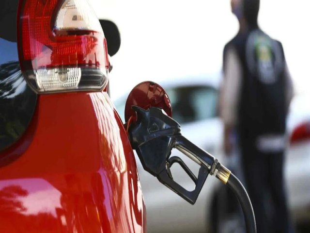 PL do combustvel do futuro eleva limite de etanol anidro na gasolina de 27,5% para 30%