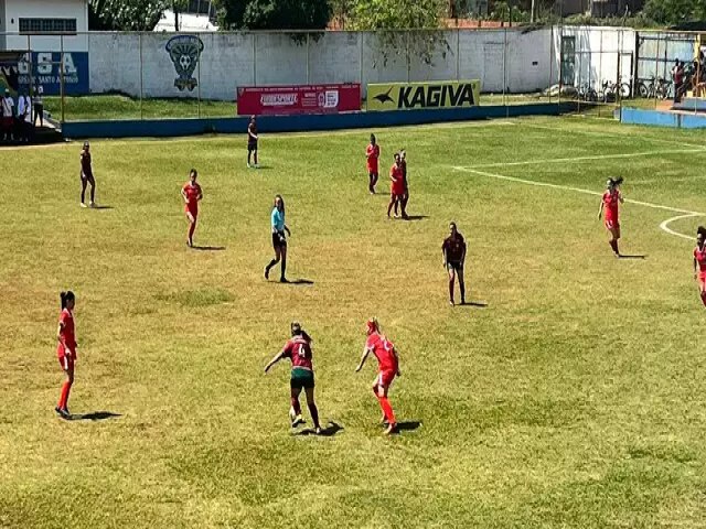 Na abertura do Estadual Feminino, Comercial aplica 3 a 0 sobre a Portuguesa