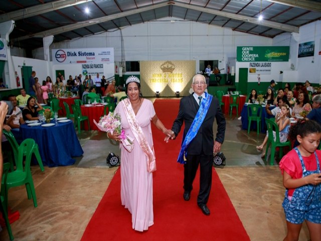 Prefeitura de Maracaju realiza Desfile Miss e Mister Terceira Idade em Vista Alegre