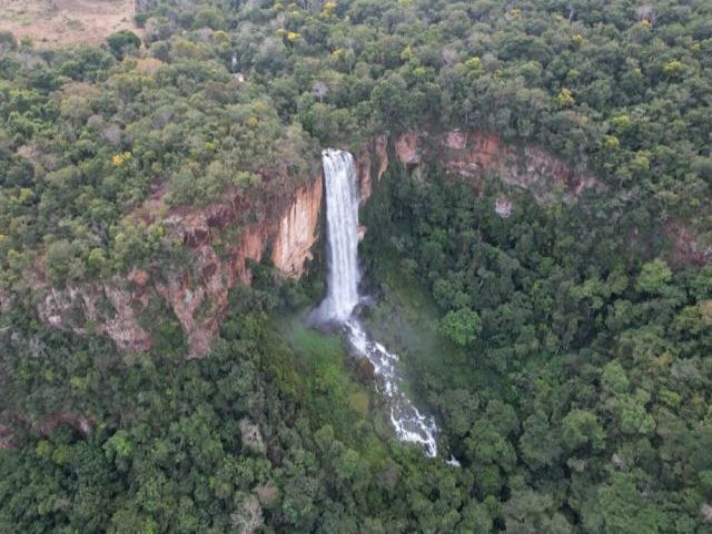 MPE teme 'morte' da 2 maior cachoeira de MS e tenta barrar usina