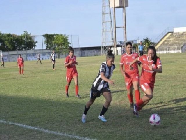 Corumbaense e Operrio saem na frente nas semifinais do Estadual feminino