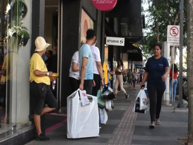 Comrcio deve abrir mais de 1,8 mil vagas temporrias em Mato Grosso do Sul