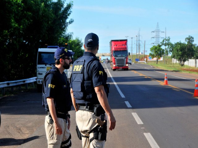 Operao Rodovida da PRF fiscaliza estradas no Natal, Ano Novo, Carnaval e frias escolares