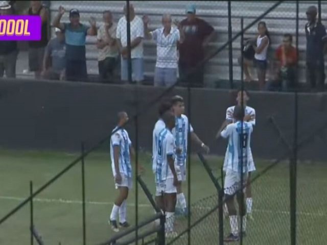 Ivinhema leva gol do meio de campo, mas consegue arrancar empate no ltimo minuto