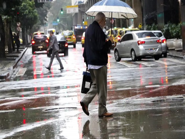 OUA: Previso do tempo: semana comea com alerta de tempestades em parte do pas