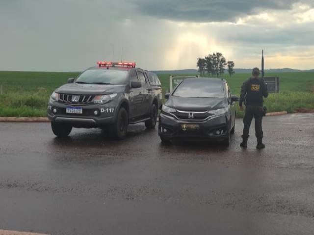 Veculo com placas falsas e registro criminal em Santa Catarina  recuperado pelo DOF em Maracaju