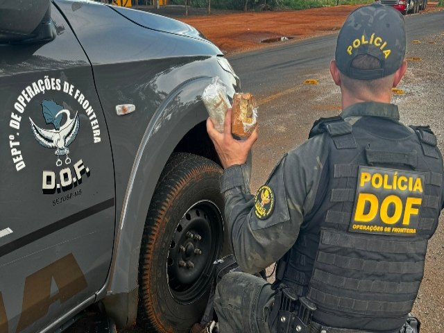 Mulher que seguia com mais de meio quilo de pasta-base de cocana para Maracaju  presa pelo DOF