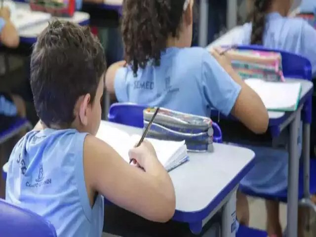 Apenas 16% das escolas pblicas de educao bsica tm psiclogos de MS