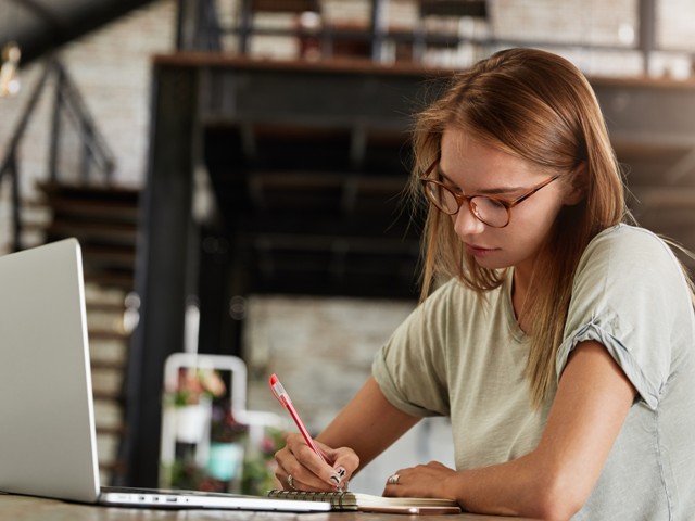 Escola do Trabalhador 4.0: cursos gratuitos de qualificao profissional; oua: