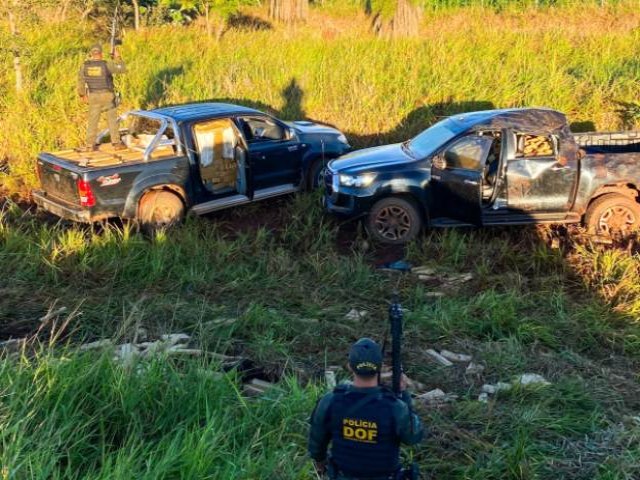 Carga milionria de maconha  apreendida pelo DOF em rea rural de Maracaju