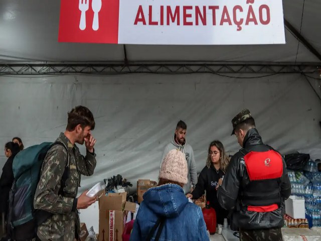 Conab distribui toneladas de alimentos aos atingidos por chuvas no RS; oua