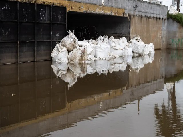 Sobe para 180 nmero de mortos pelas enchentes no Rio Grande do Sul; oua: