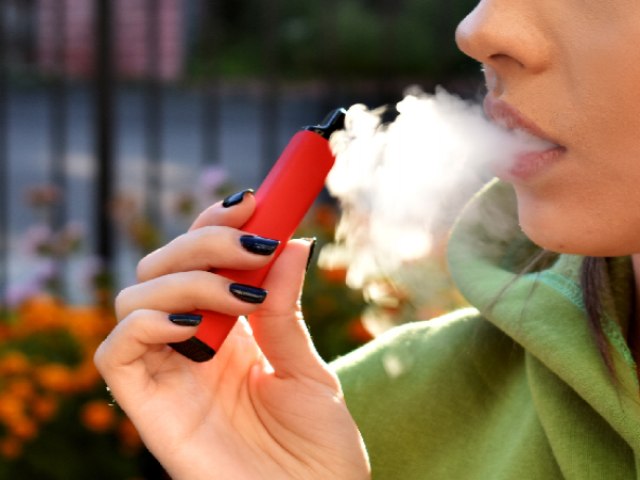 Debate sobre cigarro eletrnico continua no Senado; oua: