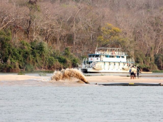 Movimentao porturia no Pantanal cai pela metade com crise hdrica