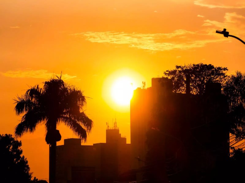 Tchau, frio: Semana ter caloro de 37C e baixa umidade do ar em MS