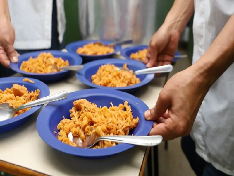 Conselho de Segurana Alimentar pede reajuste dos valores da merenda; oua: