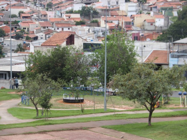 Prefeitura inicia revitalizao de praa no Jardim Ipiranga