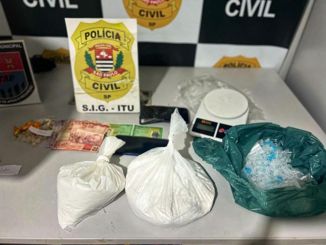 Polcia Civil prende quatro adultos e apreende um menor suspeitos de envolvimento com o trfico de drogas em Itu