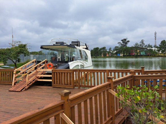 Barco da Copa � atra��o gratuita no Pa�o Municipal