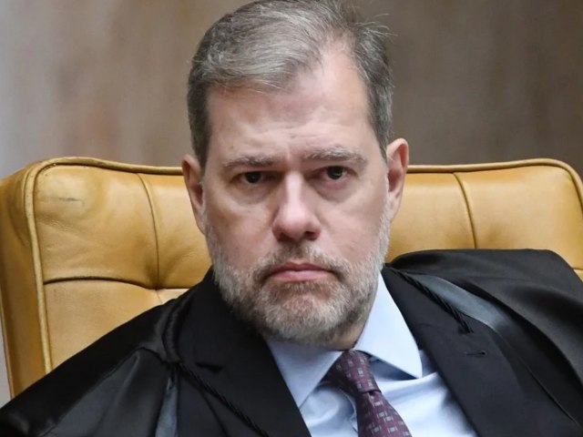  Aps decidir investigar grupo anticorrupo, o ministro Dias Toffoli recebe crticas do jornal Financial Times 