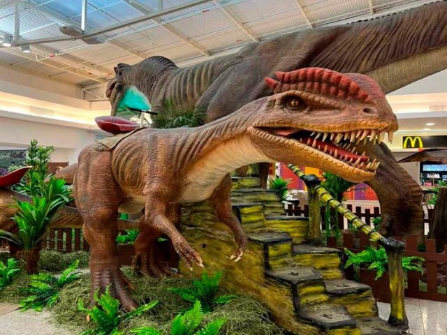 Est chegando a Fortaleza a maior exposio de dinossauros da Amrica Latina.