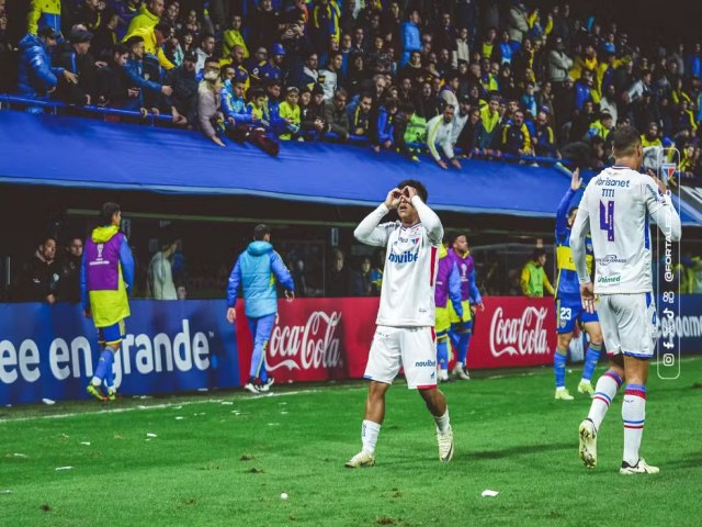 Fortaleza surpreendeu o Boca Juniors com um gol no fim do jogo, garantindo um empate na Bombonera e assumindo a liderana do Grupo D