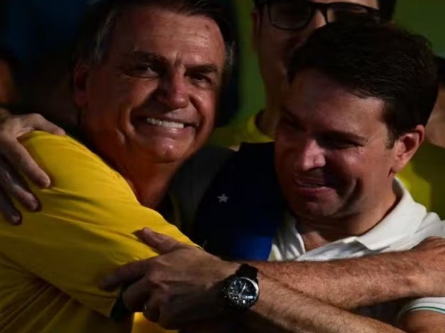 No h nada evidncias contra Jair e Flvio Bolsonaro
