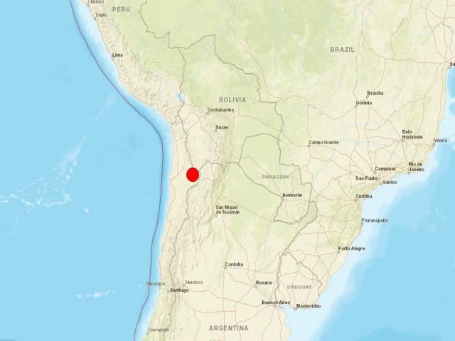 Um forte terremoto de magnitude 7,3 atinge  o chile e  sentido em So Paulo