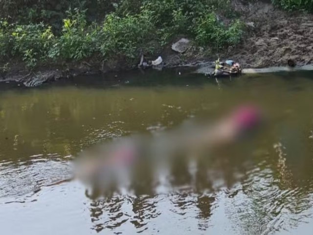 Corpos achados no Bairro Autran Nunes em Fortaleza