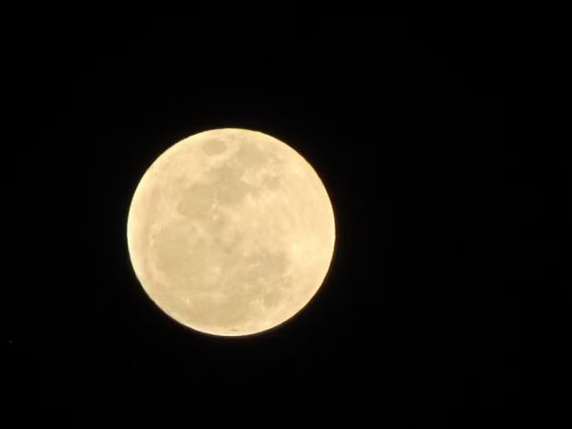 Fenmeno superlua azul poder ser visto nesta segunda-feira (19)