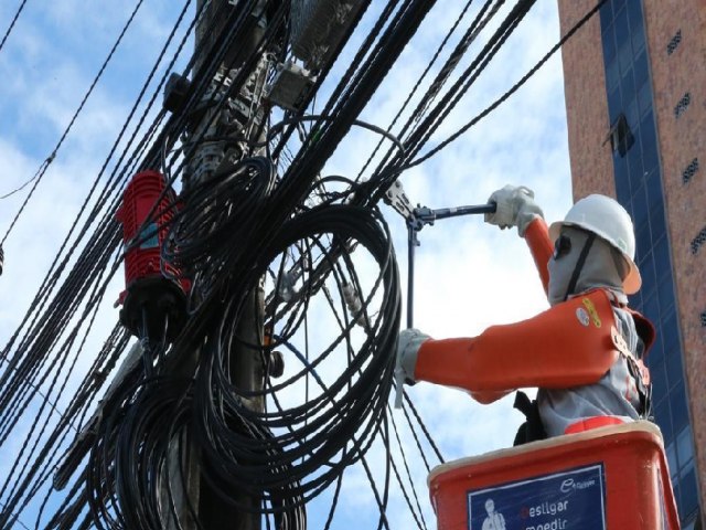 Enel  Multada em R$ 28,5 Milhes por Problemas no Fornecimento de Energia no Cear