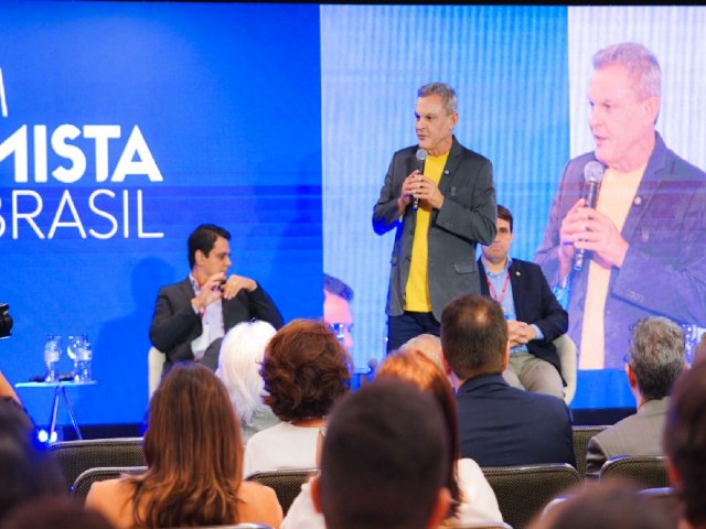 Em evento do Grupo Otimista, Sarto destaca que maior cobertura vacinal durante a pandemia possibilitou a retomada do crescimento econmico