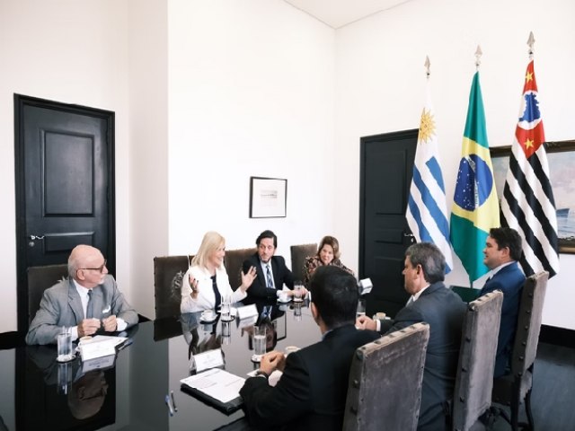 Vice-presidente do Uruguai Ignora Alckmin e Foca em Reunio com Tarcsio durante Visita ao Brasil