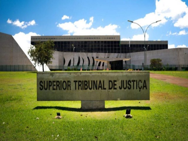 Justia sob suspeita: Desembargadores investigados por venda de sentenas em quatro estados