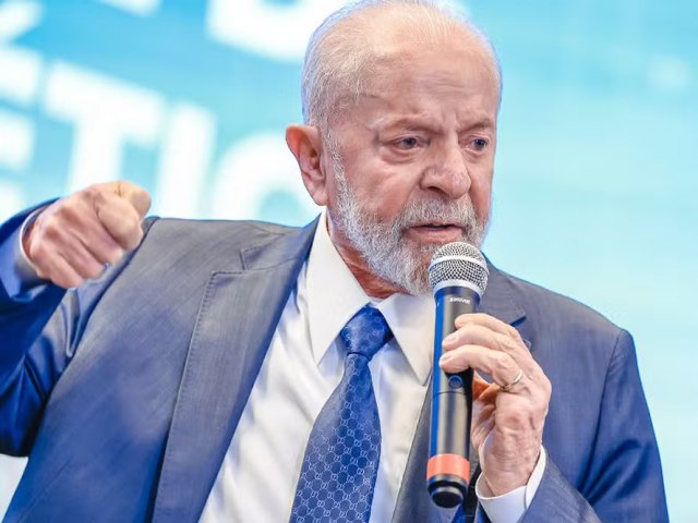 Lula quer definir rapidamente novo titular para Direitos Humanos