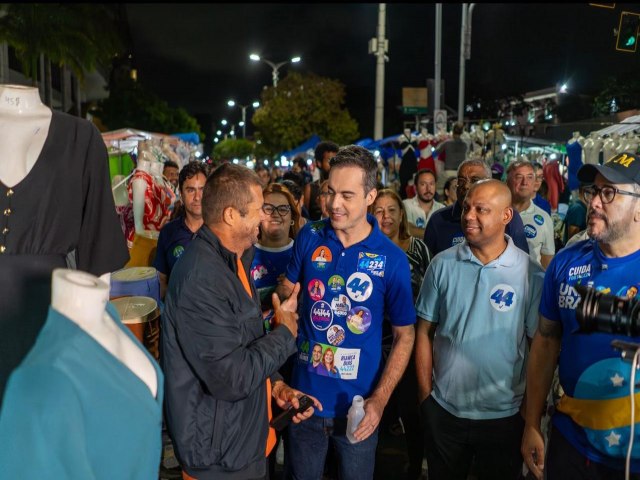 Campanha na madrugada: Capito Wagner agita feira da Jos Avelino