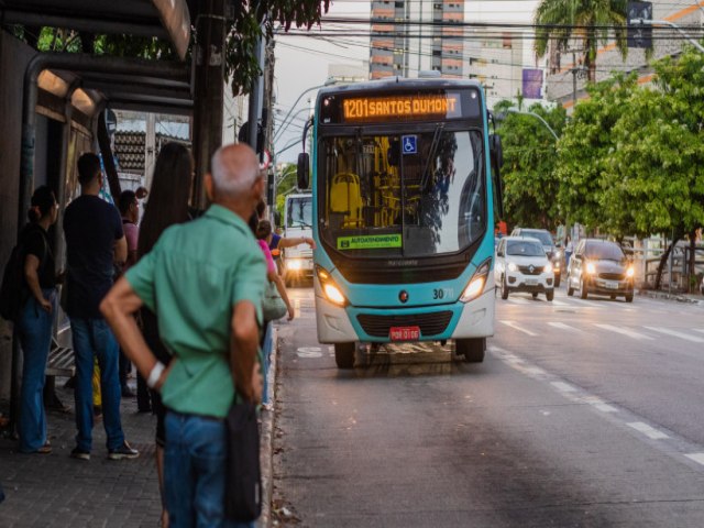 Carto do Idoso: mais de 350 mil pessoas j so beneficiadas em Fortaleza