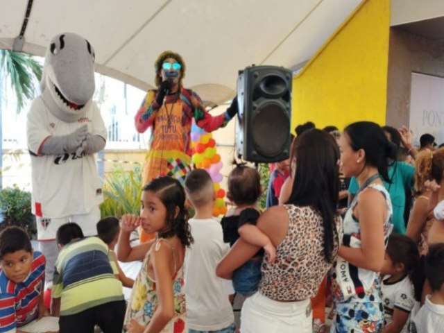 Evento gratuito atende mais de 300 crianas das comunidades Gengibre e Pau Fininho.