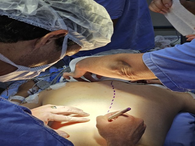 Com destaque para cirurgias de coluna e mo, HRL  modelo em ortopedia