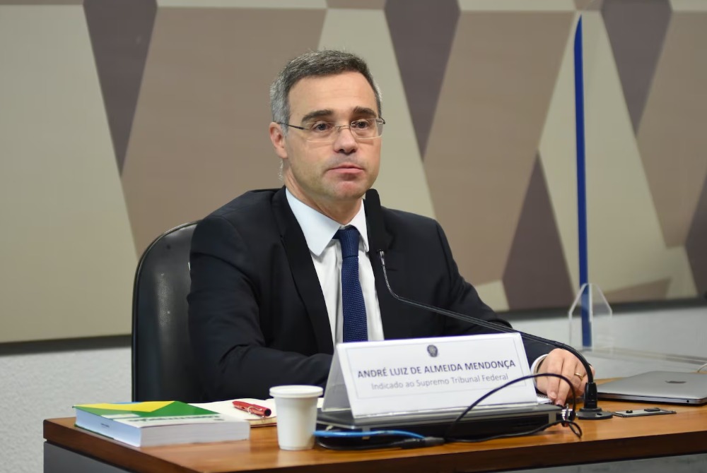 STF derruba idade m�nima para aposentadoria especial por insalubridade