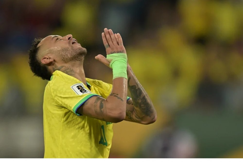 Sai resultado da resson�ncia magn�tica de Neymar. Veja